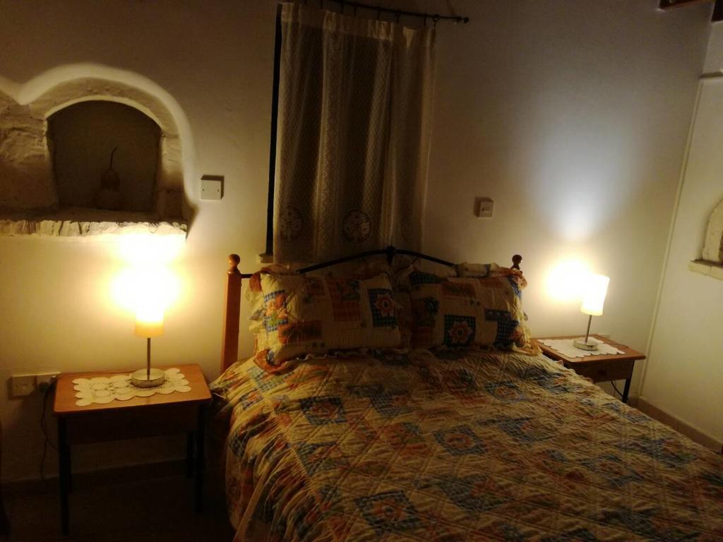 Loxandra Inn Катикас Экстерьер фото