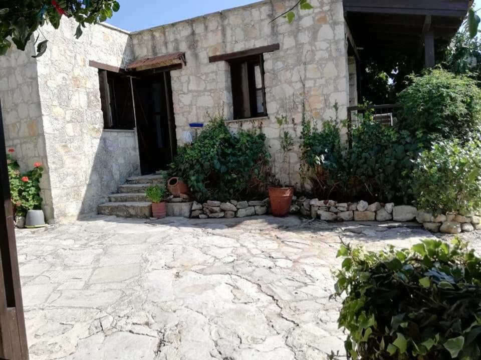Loxandra Inn Катикас Экстерьер фото